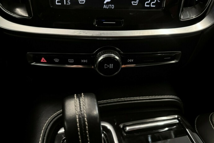 volvo-v60-elektrisitetbensin-2020-big-28