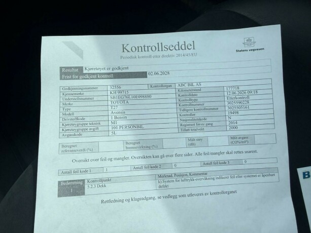 toyota-avensis-bensin-2014-big-32
