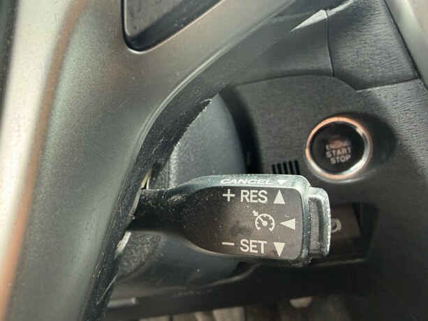 toyota-avensis-bensin-2014-big-27
