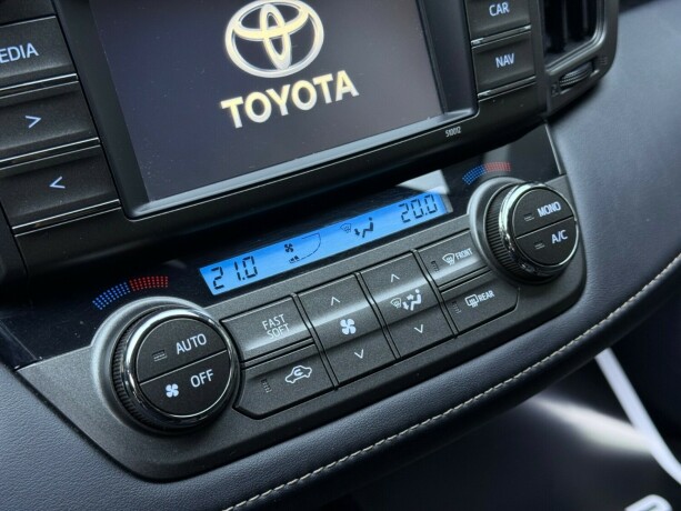 toyota-rav4-bensin-2015-big-20