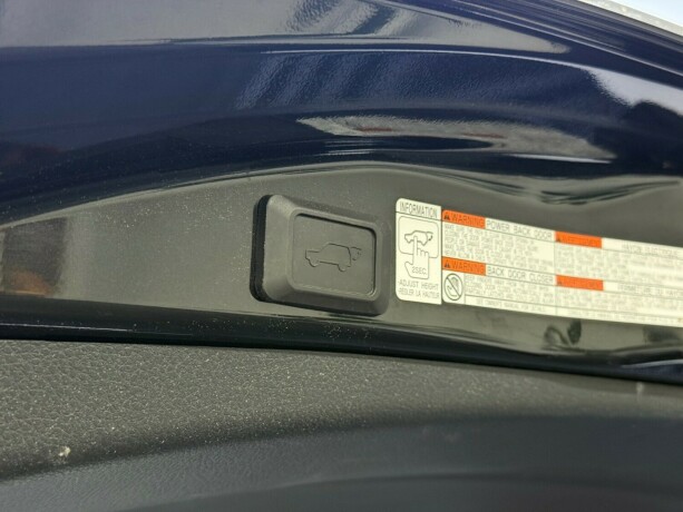 toyota-rav4-bensin-2015-big-30