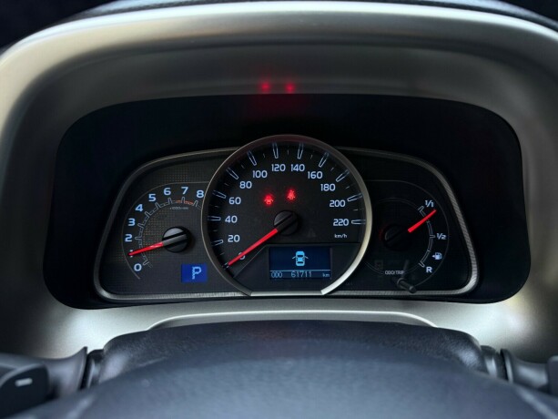 toyota-rav4-bensin-2015-big-14