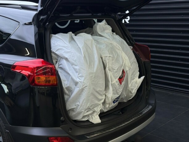 toyota-rav4-bensin-2015-big-28