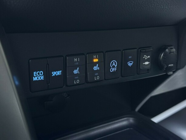 toyota-rav4-bensin-2015-big-22