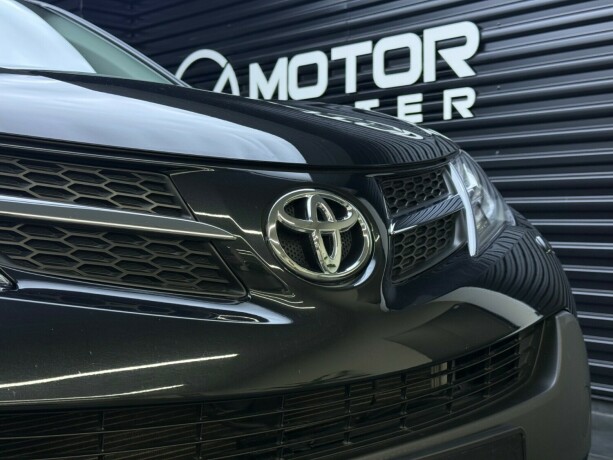 toyota-rav4-bensin-2015-big-4