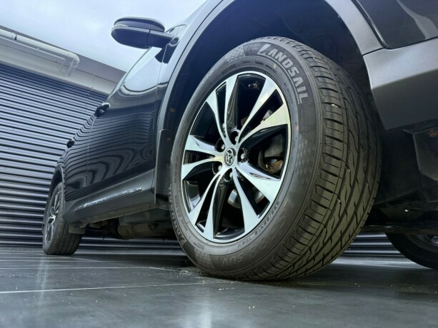 toyota-rav4-bensin-2015-big-7
