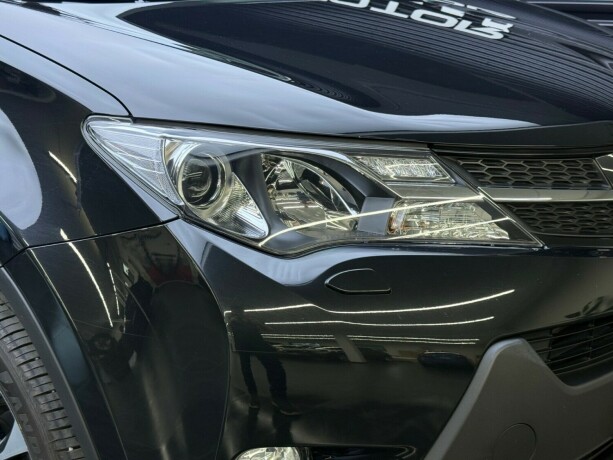 toyota-rav4-bensin-2015-big-3