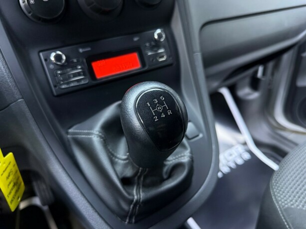 mercedes-benz-citan-diesel-2014-big-15