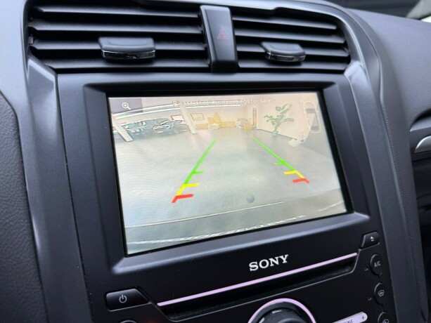 ford-mondeo-diesel-2015-big-15