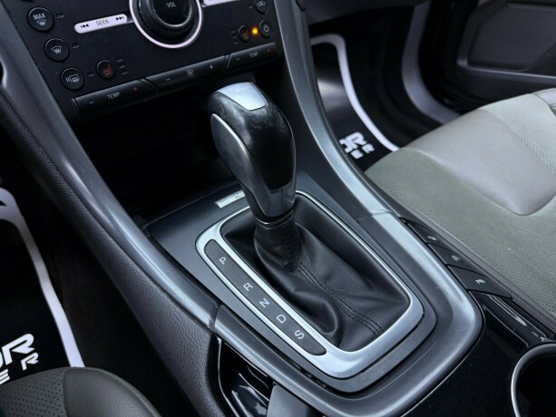 ford-mondeo-diesel-2015-big-21