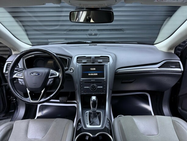 ford-mondeo-diesel-2015-big-8