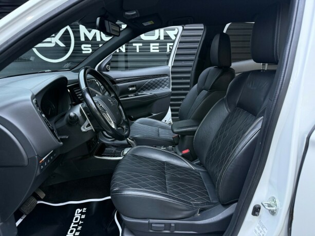 mitsubishi-outlander-elektrisitetbensin-2019-big-23