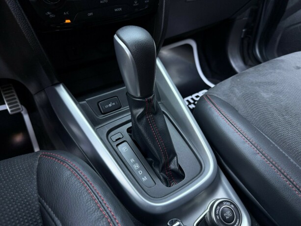 suzuki-vitara-bensin-2016-big-22