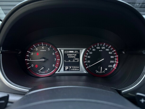 suzuki-vitara-bensin-2016-big-14