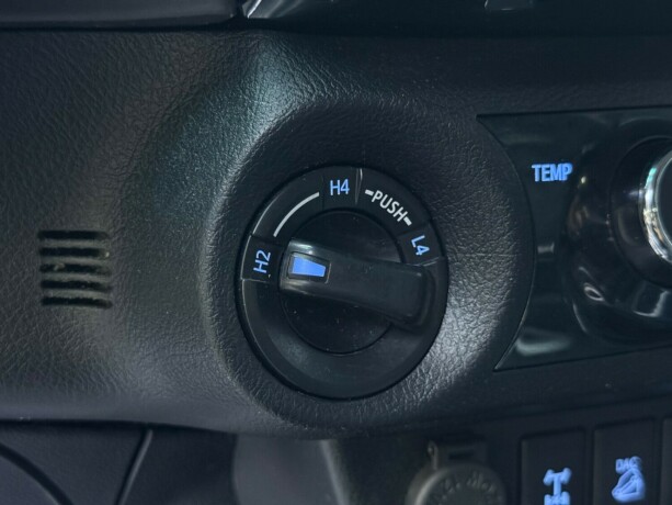 toyota-hilux-diesel-2019-big-27