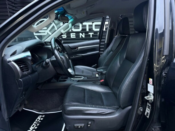 toyota-hilux-diesel-2019-big-28