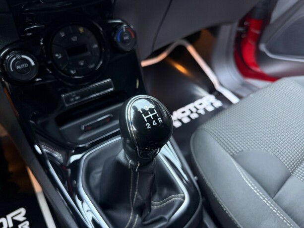 ford-fiesta-bensin-2016-big-16