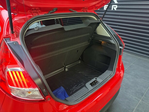 ford-fiesta-bensin-2016-big-21