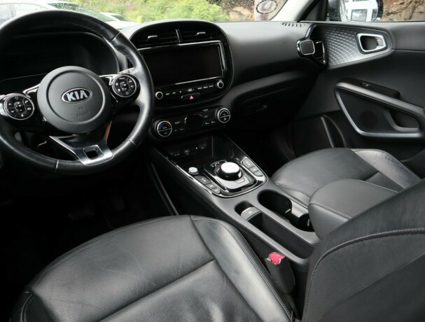 kia-e-soul-elektrisitet-2021-big-9