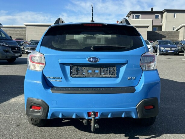 subaru-xv-bensin-2016-big-4
