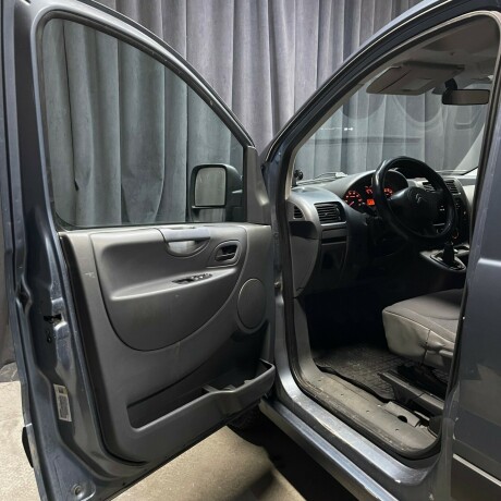 citroen-jumpy-diesel-2013-big-19
