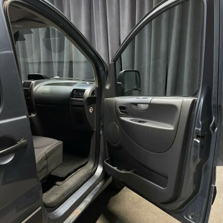 citroen-jumpy-diesel-2013-big-17