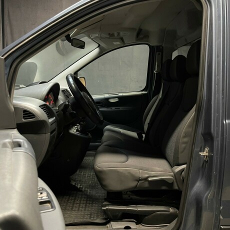 citroen-jumpy-diesel-2013-big-20