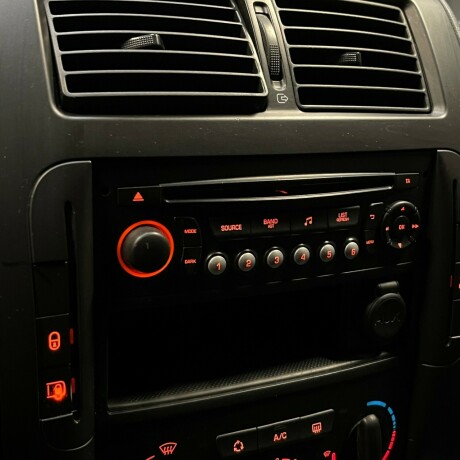 citroen-jumpy-diesel-2013-big-27