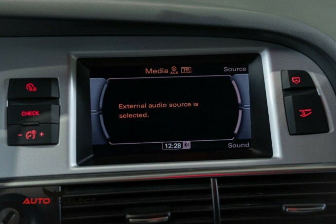 audi-a6-allroad-diesel-2010-big-37