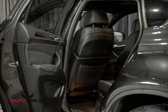 bmw-x6-diesel-2011-big-18