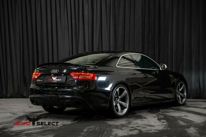 audi-rs5-bensin-2011-big-13