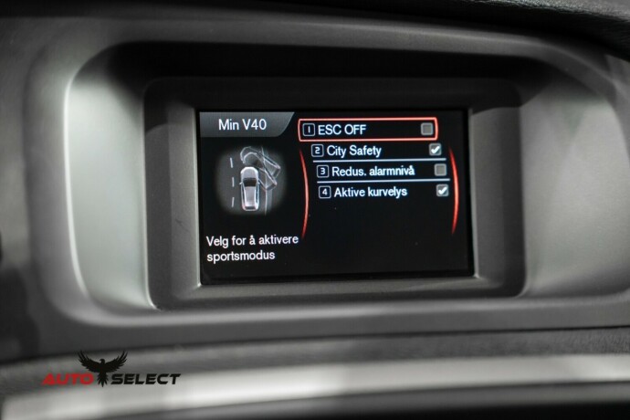 volvo-v40-cross-country-diesel-2014-big-38