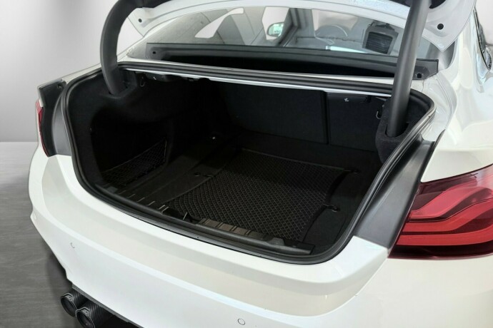 bmw-m4-bensin-2020-big-11