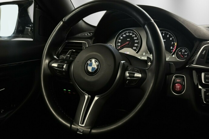 bmw-m4-bensin-2020-big-18