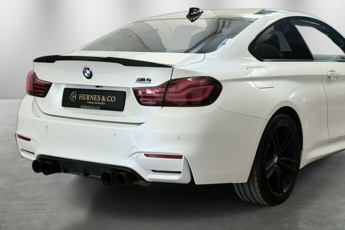 bmw-m4-bensin-2020-big-7