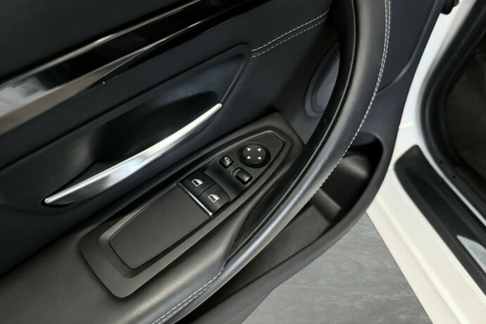 bmw-m4-bensin-2020-big-12