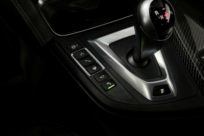 bmw-m4-bensin-2020-big-30