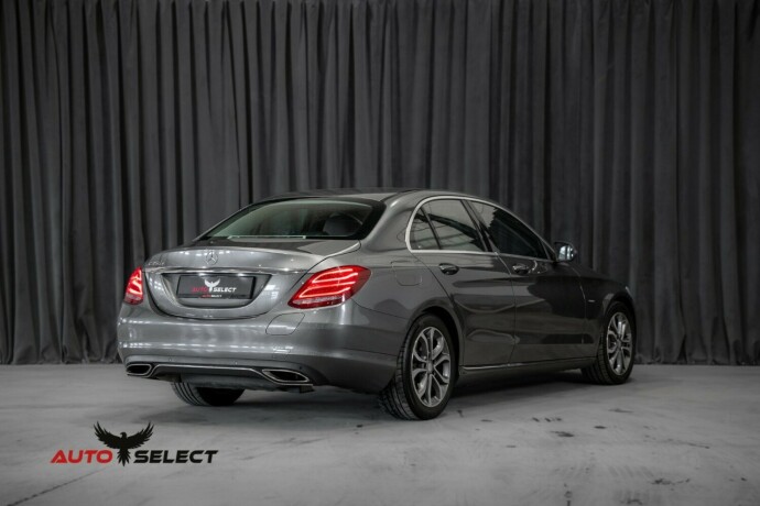 mercedes-benz-c-klasse-elektrisitetbensin-2017-big-15