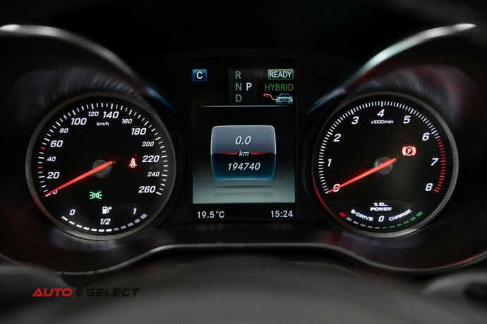 mercedes-benz-c-klasse-elektrisitetbensin-2017-big-38