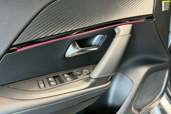 peugeot-2008-elektrisitet-2021-big-13