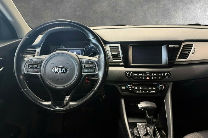 kia-niro-elektrisitetbensin-2017-big-10