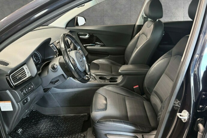 kia-niro-elektrisitetbensin-2017-big-8