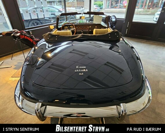 jaguar-e-type-bensin-1969-big-7