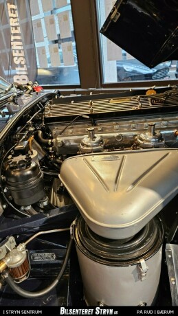 jaguar-e-type-bensin-1969-big-24