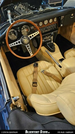 jaguar-e-type-bensin-1969-big-16
