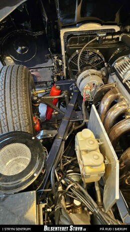 jaguar-e-type-bensin-1969-big-23
