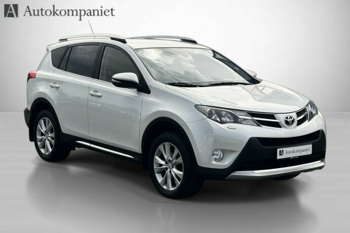 toyota-rav4-bensin-2014-big-4