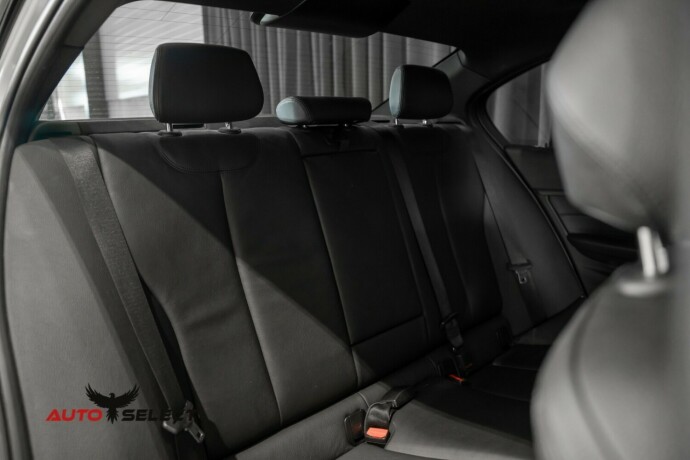 bmw-3-serie-diesel-2012-big-13