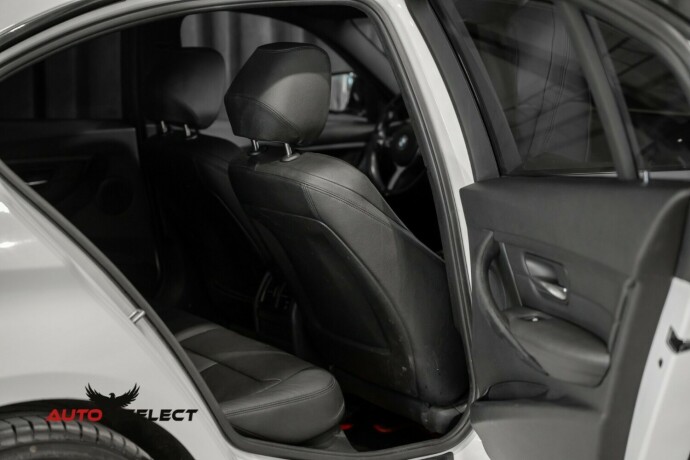 bmw-3-serie-diesel-2012-big-12