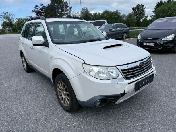 subaru-forester-diesel-2010-big-2